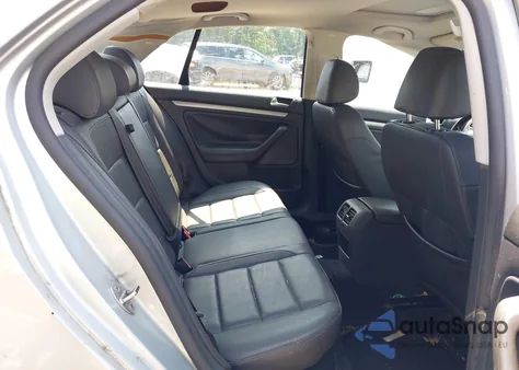 2008 Volkswagen Jetta Se/Sel из США, поврежденный, VIN 3VWRM71K58M061449